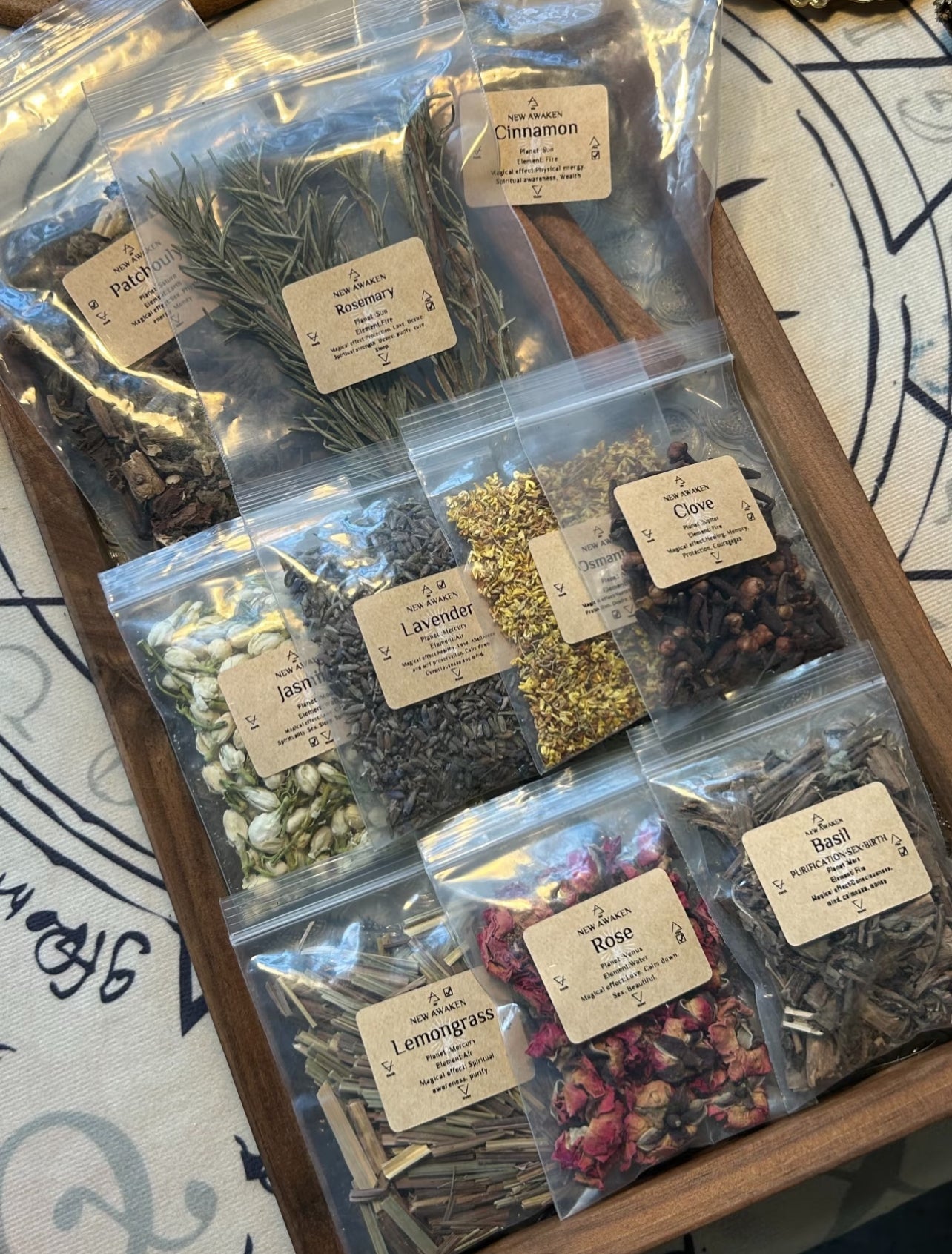 Crystal Charging Herbal Nest